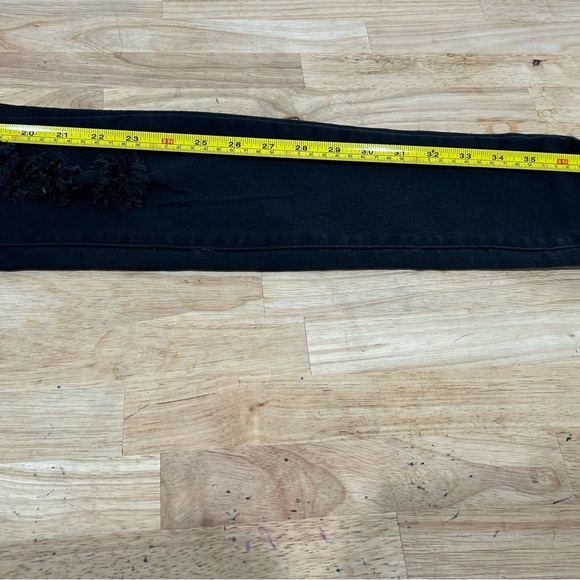 Passion Black Distressed Mid Rise Skinny Jeans SZ 1 - Picture 10 of 11